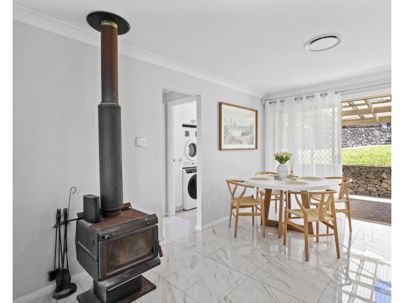 5 Hillside Crescent, Edens Landing QLD 4207