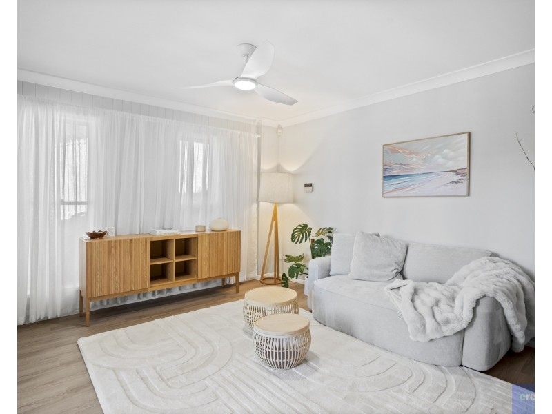 5 Hillside Crescent, Edens Landing QLD 4207