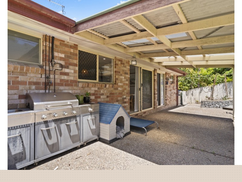 5 Hillside Crescent, Edens Landing QLD 4207