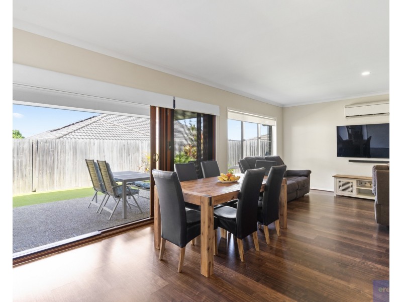 60 Ridgevale Boulevard, Holmview QLD 4207