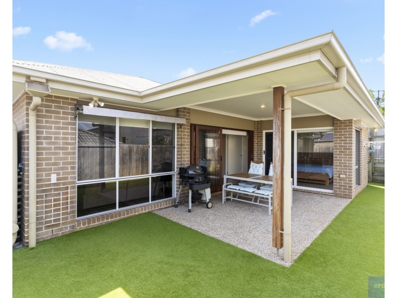 60 Ridgevale Boulevard, Holmview QLD 4207