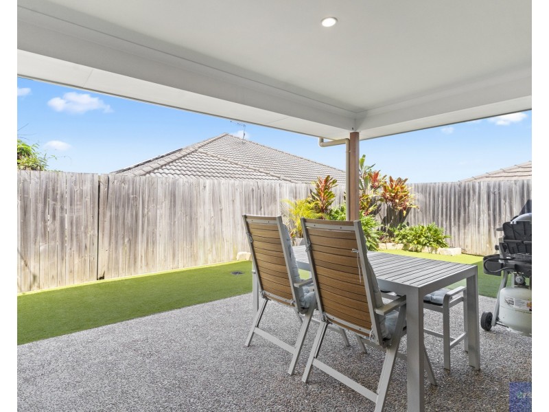 60 Ridgevale Boulevard, Holmview QLD 4207