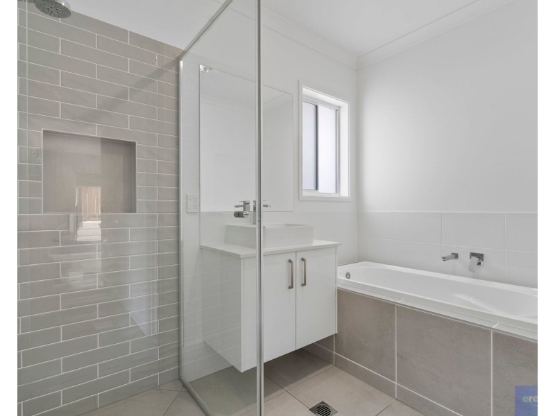 62 McClune Street, Logan Reserve QLD 4133