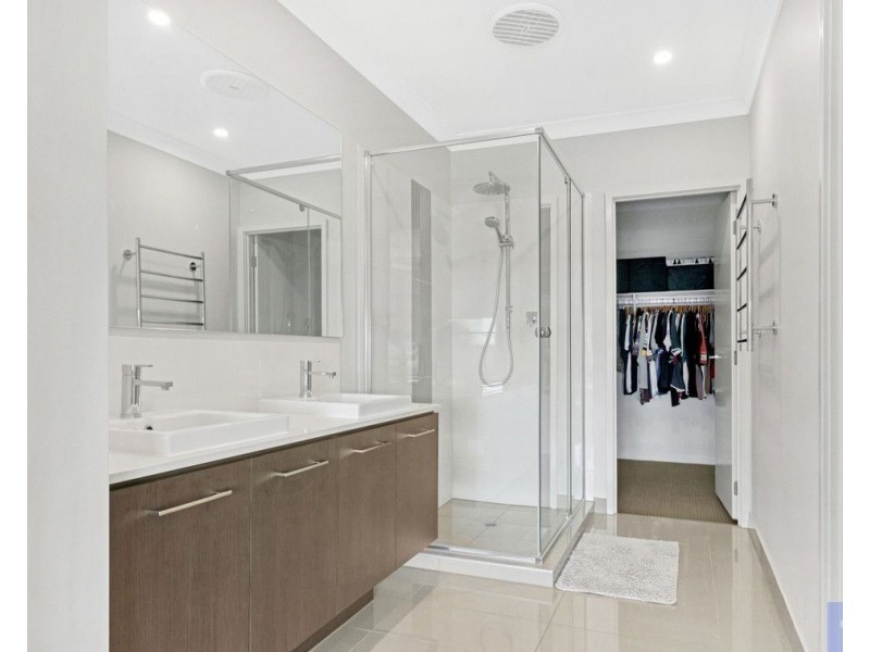 27 Blossom Street, Yarrabilba QLD 4207