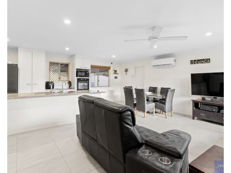 65 Kummara Road, Edens Landing QLD 4207