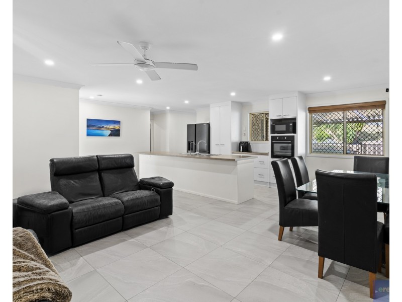 65 Kummara Road, Edens Landing QLD 4207