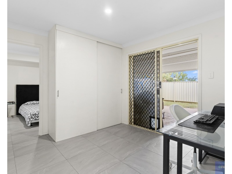 65 Kummara Road, Edens Landing QLD 4207