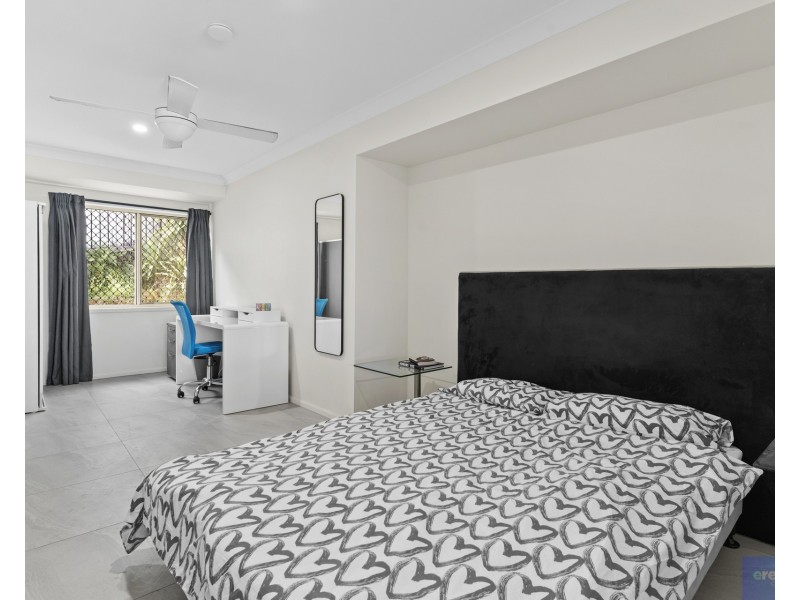 65 Kummara Road, Edens Landing QLD 4207