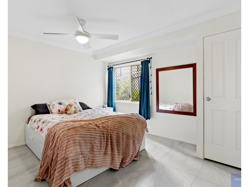 65 Kummara Road, Edens Landing QLD 4207