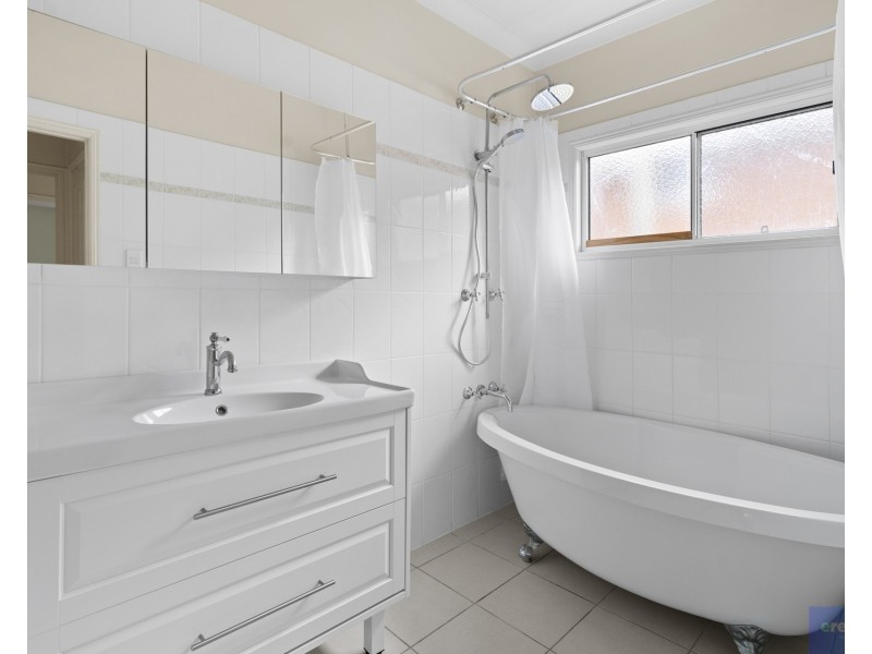 38 Edinburgh Drive, Bethania QLD 4205