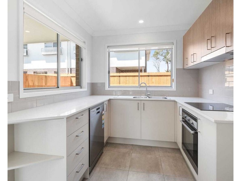 10/1 Dalvena Street, Marsden QLD 4132