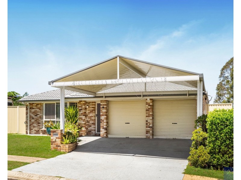 5 Silvestro Place, Edens Landing QLD 4207