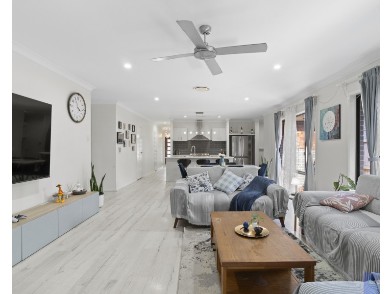 14 Meander Circuit, Holmview QLD 4207