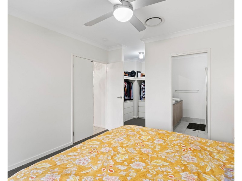 14 Meander Circuit, Holmview QLD 4207