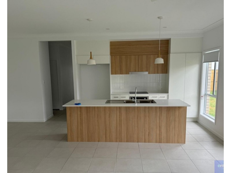 23 Napier Crest, Yarrabilba QLD 4207