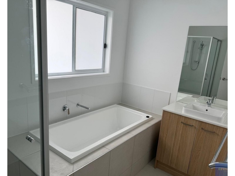 23 Napier Crest, Yarrabilba QLD 4207