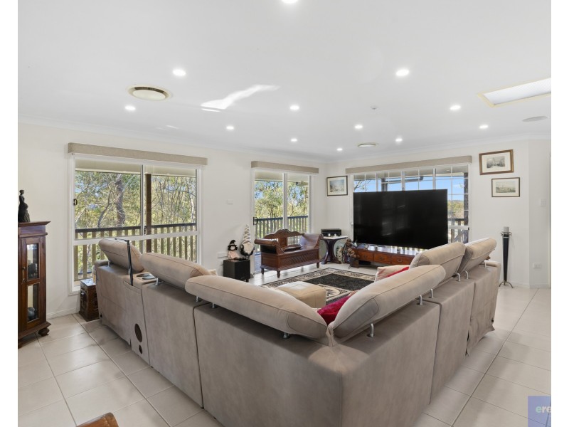 7 Mulligan Way, Edens Landing QLD 4207