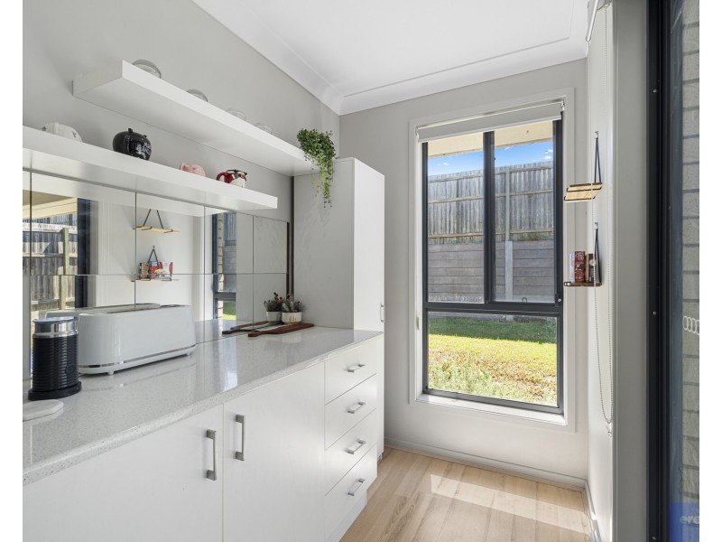 10 Mount Edwards Street, Park Ridge QLD 4125