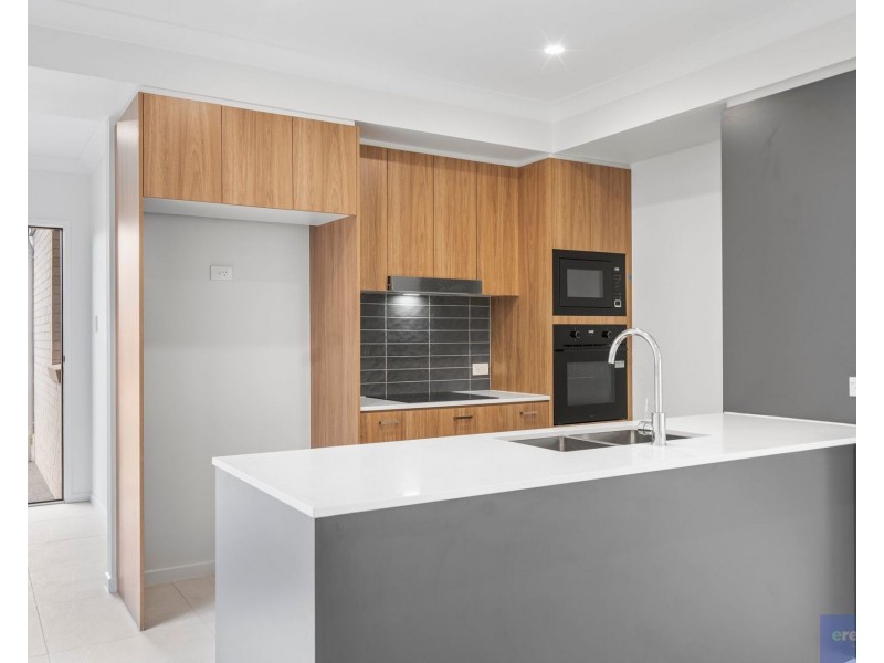 8 Lena Street, Browns Plains QLD 4118