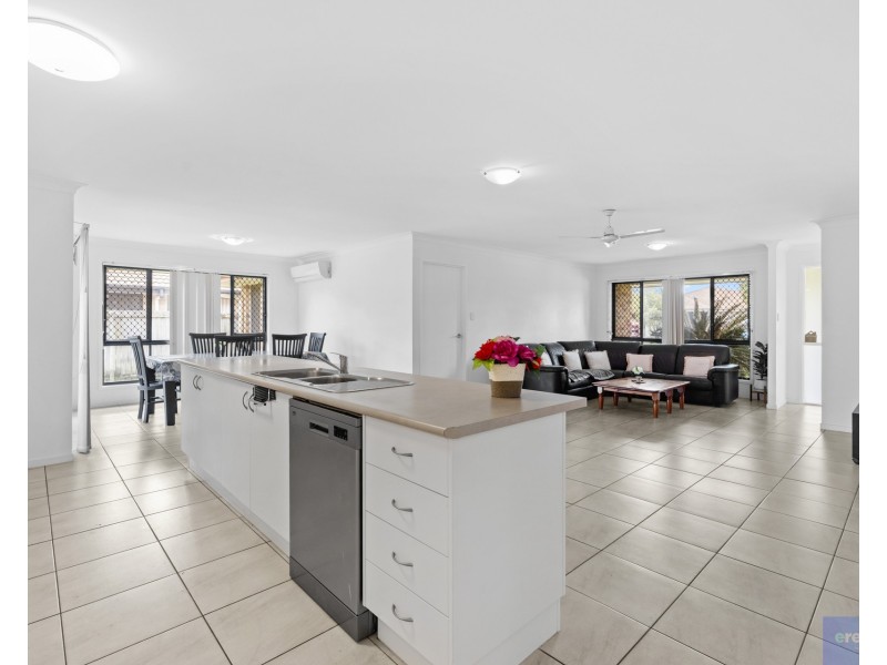 16 Sandpiper Circuit, Eagleby QLD 4207