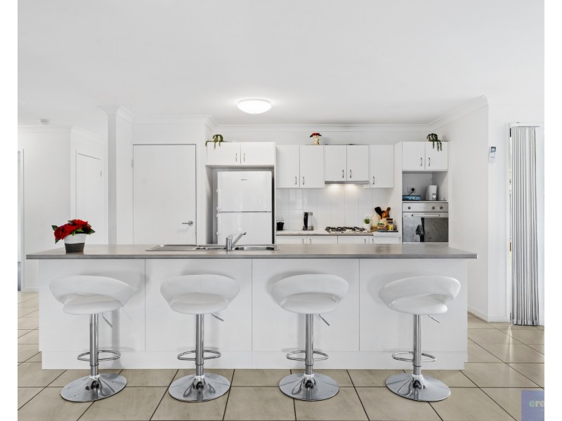 16 Sandpiper Circuit, Eagleby QLD 4207