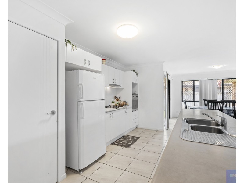 16 Sandpiper Circuit, Eagleby QLD 4207