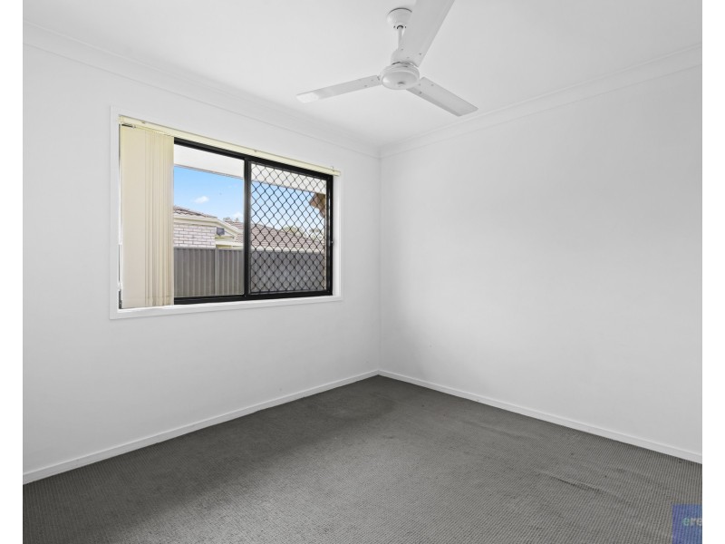 16 Sandpiper Circuit, Eagleby QLD 4207