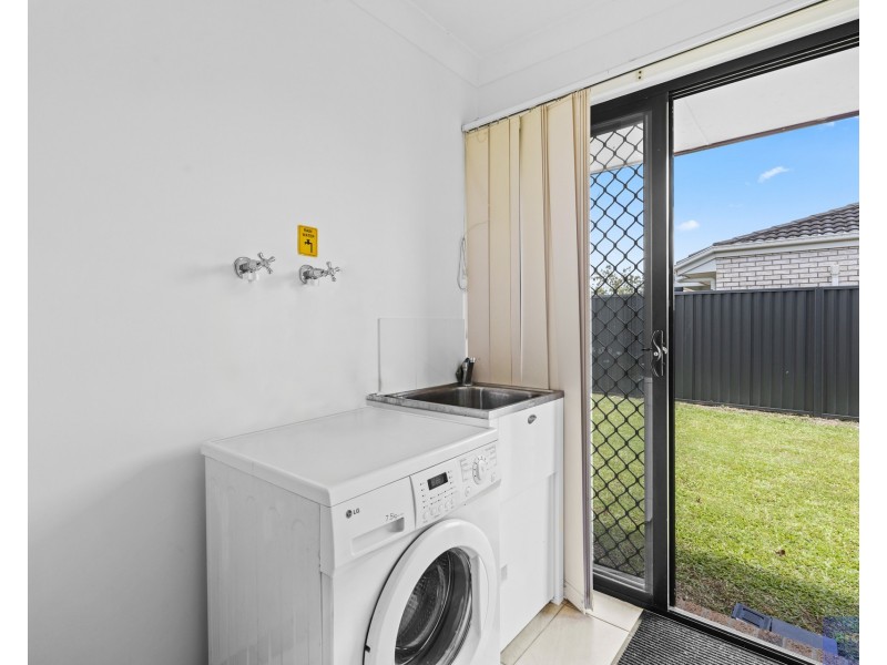 16 Sandpiper Circuit, Eagleby QLD 4207
