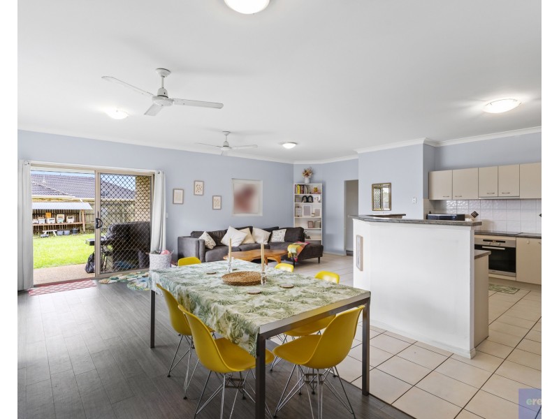 69 Grove Road, Edens Landing QLD 4207