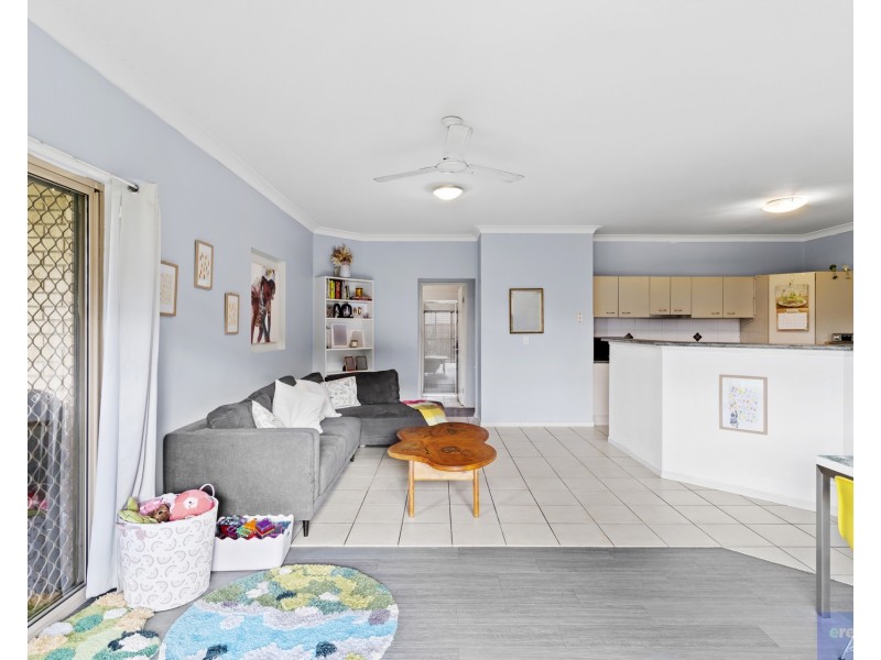 69 Grove Road, Edens Landing QLD 4207