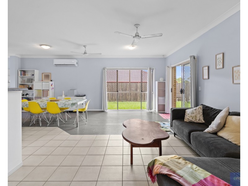 69 Grove Road, Edens Landing QLD 4207