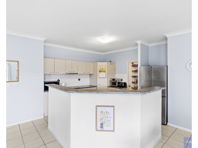 69 Grove Road, Edens Landing QLD 4207
