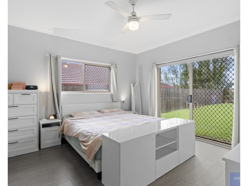 69 Grove Road, Edens Landing QLD 4207