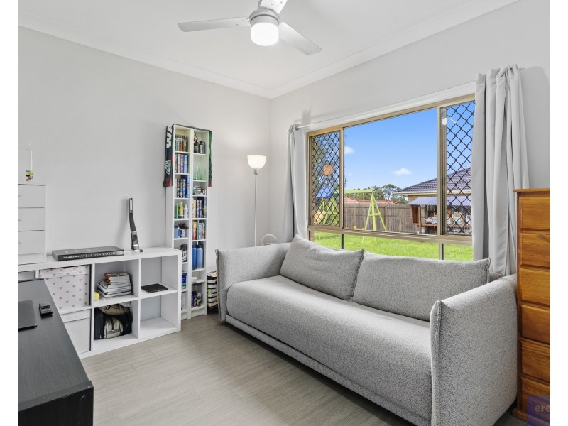 69 Grove Road, Edens Landing QLD 4207