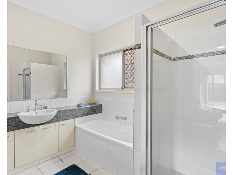 69 Grove Road, Edens Landing QLD 4207
