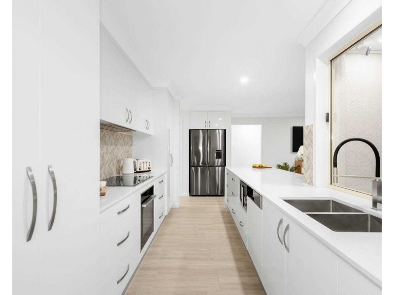 53 Wardley Drive, Parkwood QLD 4214