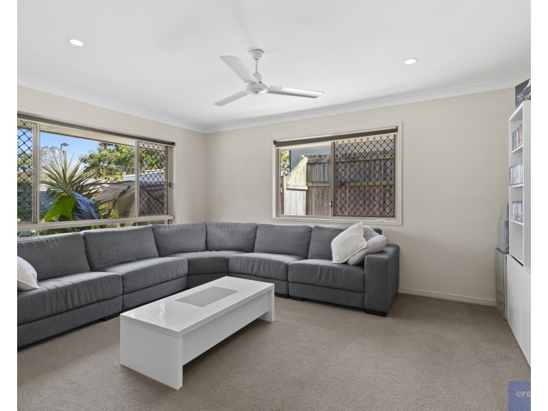 18 Wyndham Circuit, Holmview QLD 4207