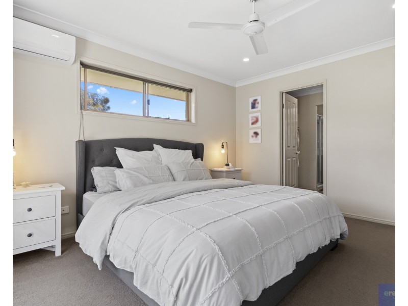 18 Wyndham Circuit, Holmview QLD 4207