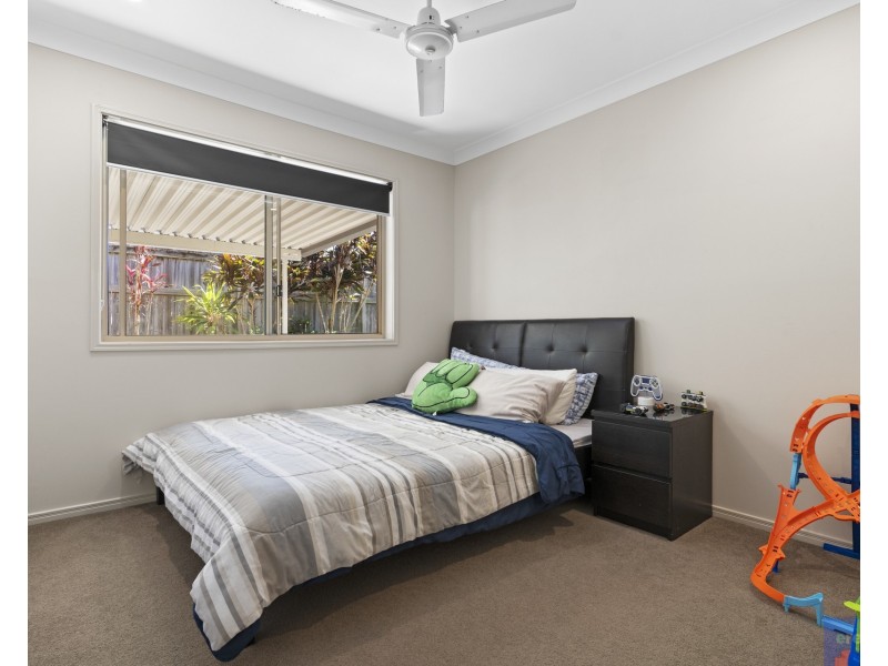 18 Wyndham Circuit, Holmview QLD 4207