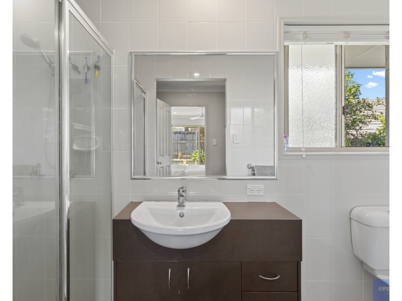 18 Wyndham Circuit, Holmview QLD 4207