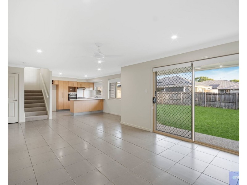 31 Ronayne Circle, One Mile QLD 4305