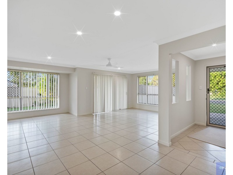 31 Ronayne Circle, One Mile QLD 4305