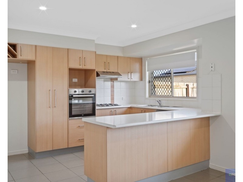 31 Ronayne Circle, One Mile QLD 4305