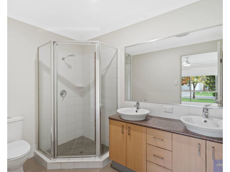 31 Ronayne Circle, One Mile QLD 4305