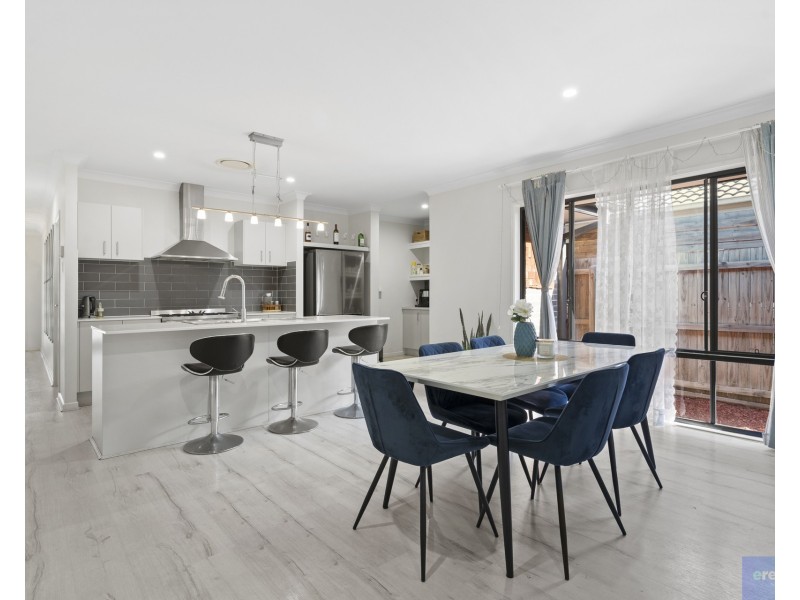 14 Meander Circuit, Holmview QLD 4207