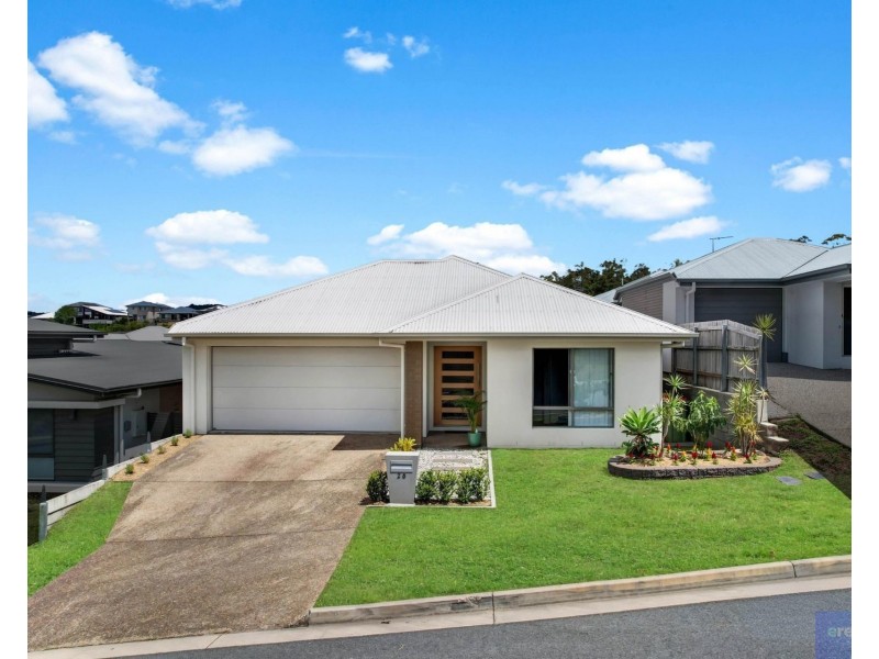 28 Jonas Circuit, Holmview QLD 4207