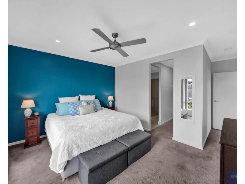 28 Jonas Circuit, Holmview QLD 4207