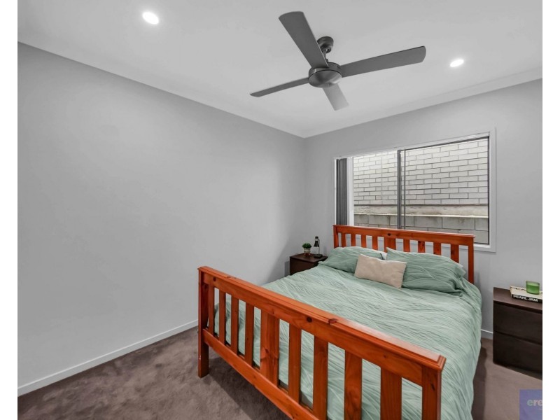 28 Jonas Circuit, Holmview QLD 4207
