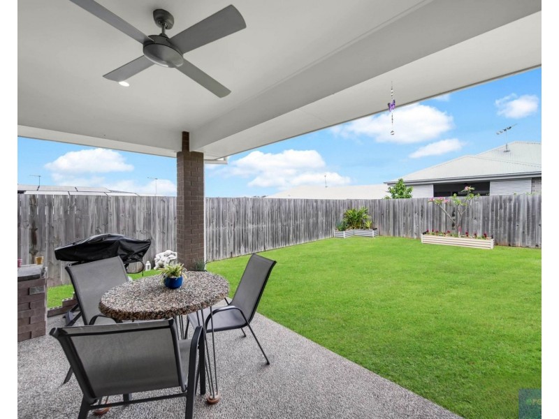 28 Jonas Circuit, Holmview QLD 4207