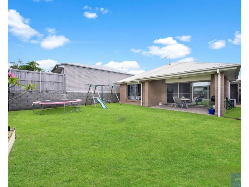 28 Jonas Circuit, Holmview QLD 4207